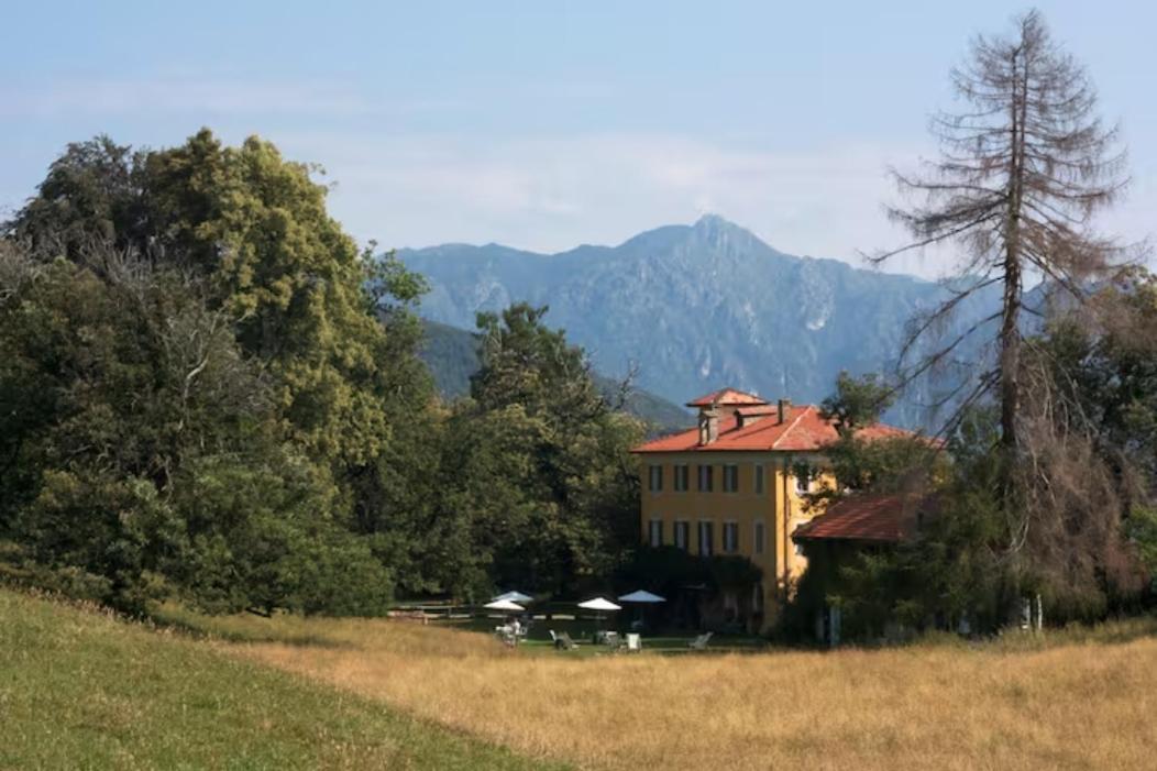Hotel Villa Simplicitas San Fedele Intelvi Exteriör bild